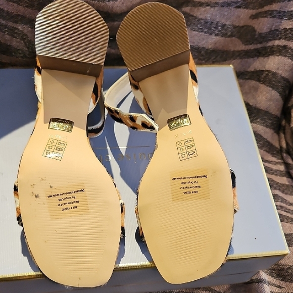 Louise et Cie White and Brown Heels with Chunky Heel and Slingback Design - Picture 4 of 7